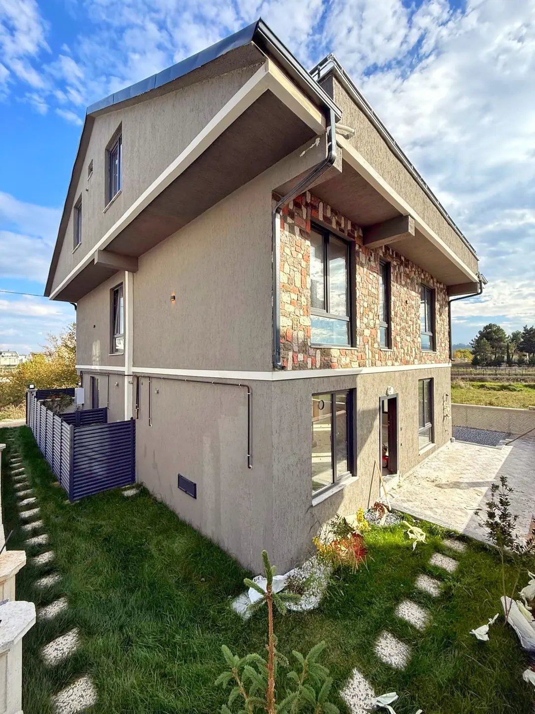 MERKEZ PLAJ, ULTRA GENİŞ BAHÇE-BİNA ALANLI, HAVUZLU  4+1 TRİPLEKS VİLLA! KOCAALİ YAYLA MH — Satılık Villa, Kocaali